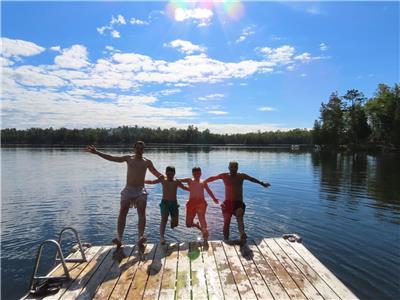 3 Bedroom Private Family Cottage on Cashel Lake