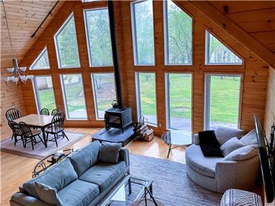 Prairie River Paradise - Year Round Cabin on the Winnipeg River