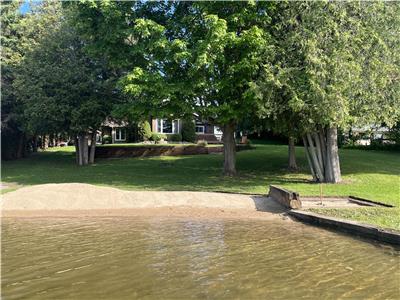 Private Lakefront 4 Season Cottage in Huron/Bruce County
