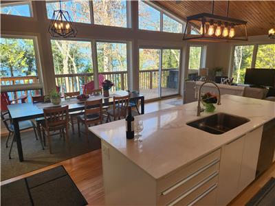 Book Your Winter Get-Away*Haliburton*5Bdrm*Waterfront*Sweeping Views