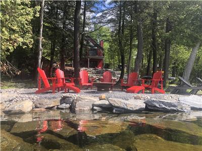 Kennisis Lake - The Riverwood. A luxury boutique cottage in Haliburton Ontario.