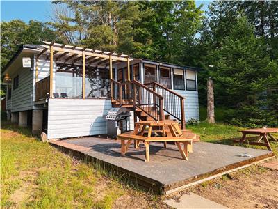 Paradise Cove Cottage - Haliburton