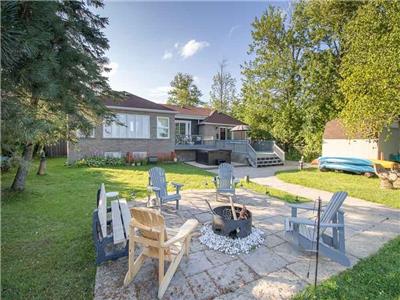 Sunrise Serenade - Beautiful Waterfront Cottage w/ Swimming, Kayaks, Firepit, Hot Tub, AC,