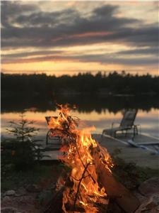 Sunset Bay Cottage, Coboconk, Kawartha Lakes