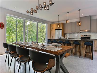 Chalet Familial secteur Tremblant - 4 Chambres avec Spa (B10) - Le Rummy
