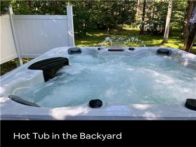 COTTAGE ON THE MUSKOKA RIVER!!!!!!!