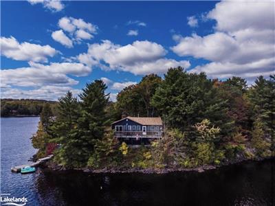 Lakehouse on Whitestone - Luxury private lakefront cottage