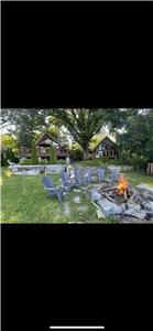 Water front cottage on rice lake