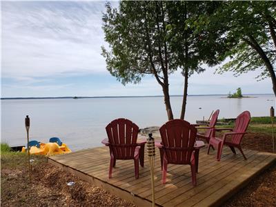 Lake Nipissing Log Cottage