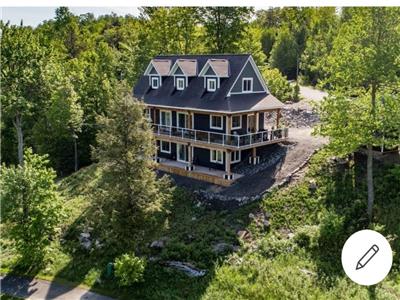 Deerhurst Highlands Retreat