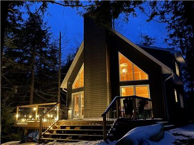 Burdock Lakehouse - Une vasion paisible au bord du lac!