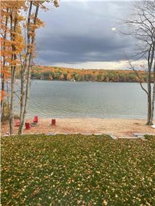 New Waterfront Cottage with 20 by 90 Sandy Beach