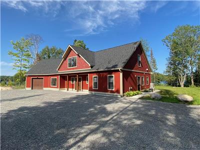 El Cotajo - Luxury Cottage at Deer Lake - Parry Sound District