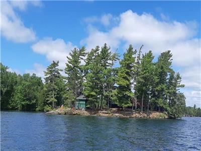 3-season Cottage, Oak Island, Big Rideau Lake