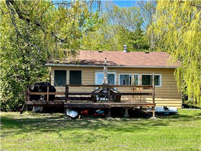Calabogie Lakefront Cottages - 15 Cottage