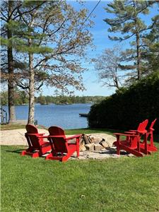 Big Bald Lake - Lovely Lakefront Cottage