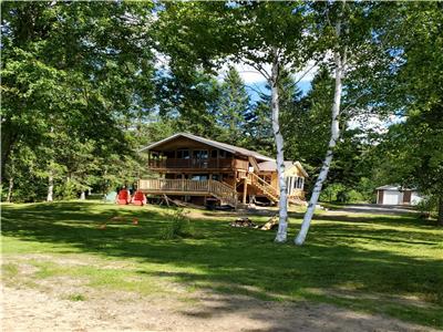 Cottage Life on the lake! 365 days/yr