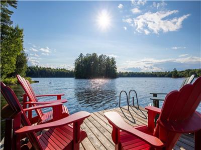 Lasswade Lake, Apsley ON - 206 ft of private shore line 3 season 3 bd, 1 bath extreme privacy.