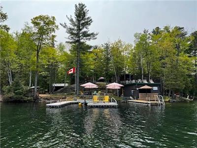 Four Season, Classic Canadian Cottage - EH