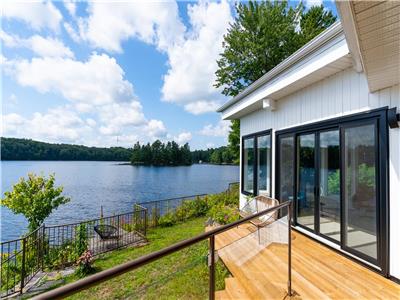 THE HENNY Muskoka | Panoramic views, Sunsets, Water Toys + Private Beach