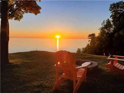 Bayfield Waterfront Cottage