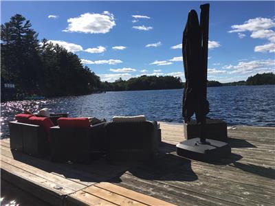 Beautiful Cottage on Lake Muskoka with Hot Tub