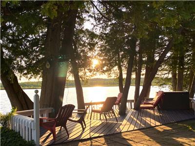 Riverfront Cottage Getaway