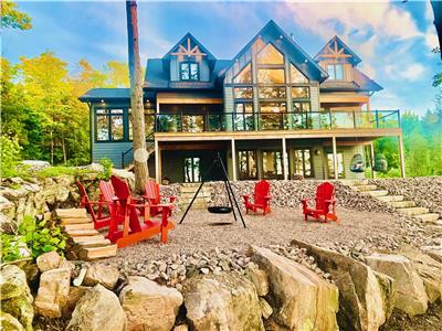 Shore Beats Work! Hot Tub and Sauna to Enjoy! Book your Fall Getaway Today!