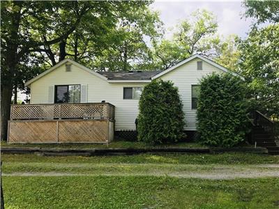 Cottage for rent on Pigeon Lake near Bobcaygeon in the Kawarthas