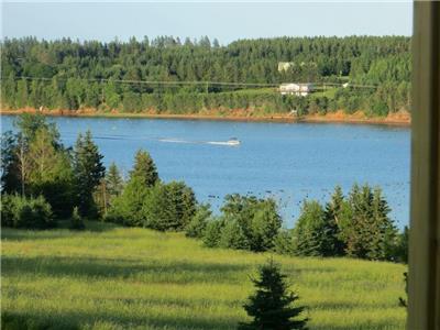 Campbell's Stanley View Summer Home - water front , near Cavendish