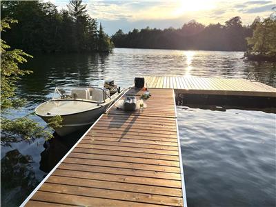 Waterfront Lake House in the Big Rideau Lake