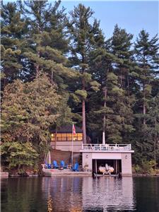 Loon Nest - Charleston Lake