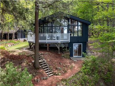 Muskoka Waterfront Cottage and Boathouse- Lake of Bays