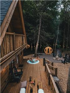 KABIN BJORN|HOT-TUB & SAUNA|Wild Kabin Co. Cabin in the woods