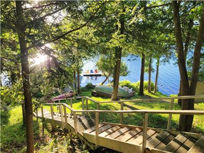 The Lily Pad on Loon Lake, Westport, ON