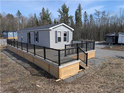 52 Lakeridge Avenue