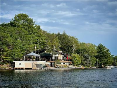 Large Muskoka Waterfront Family Cottage with fabulous sunsets and spectacular views.