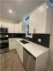 Discover The Chantry, a brand-new, custom-built 4-season resort cottage!