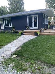 Lake Huron cottage between Goderich and Bayfield