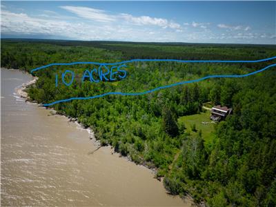 Stunning 10 Acre lakefront with own private road located in Traverse Bay, MB on Lake Winnipeg