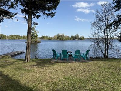NOUVEAUT 2025 - The Northside Nook - Chalet au bord du lac ouvert toute l'anne - Kawartha/Havelock