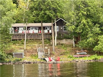 Wellness and Restorative Retreat at Janet's Place (Yoga, hikes, paint night and sunset cruise )