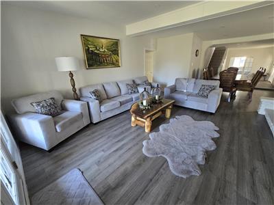 Cozy Cottage with River Access ? Walk to Beach #4 & Shops | Vasaga Beach