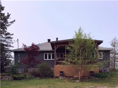 Turnkey, Waterfront property Lac Bernard, Low Quebec, 50 min. From Ottawa