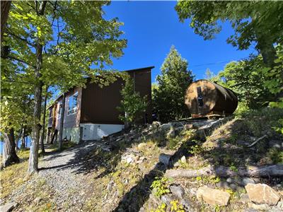 WatersEdge at Devil Lake - Couples Retreat in Eastern Ontario