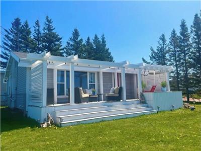 Bayview Sunset Cottage