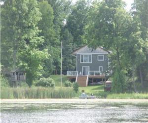 Lower Beverley Lake, Lyndhurst, Rideau Lakes Township, Ontario