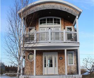 Captain's Quarters