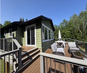 Économisez 200?$! Vacances d'août dispo – 255 pi de rive privée sur le lac!