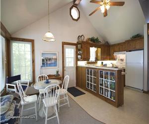 Poplar Beach Lakefront Cottage near Grand Bend: Amazing Lake Views!